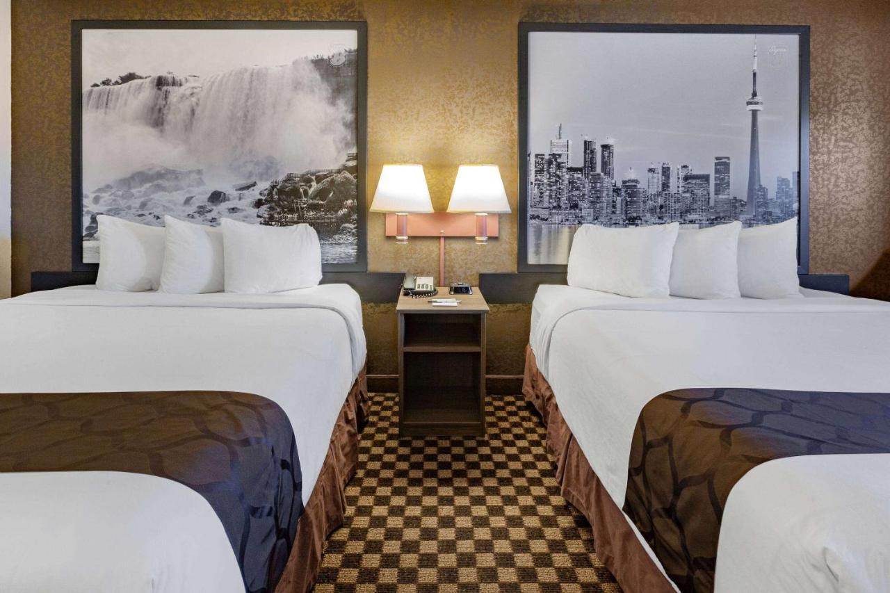Motel Super 8 By Wyndham Ambassador Bridge Windsor On Exterior foto